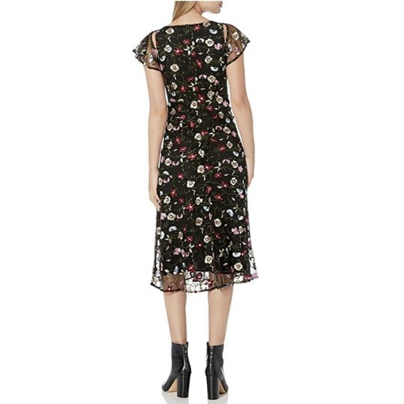 NWOT Sam Edelman Floral Embroidered Short Sleeve/ Cold Shoulder Dress - 2 - Picture 2 of 12